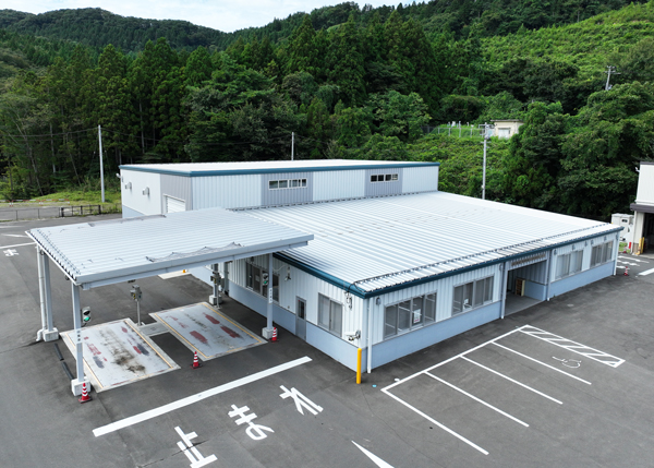 ペットボトル減容施設・管理棟画像